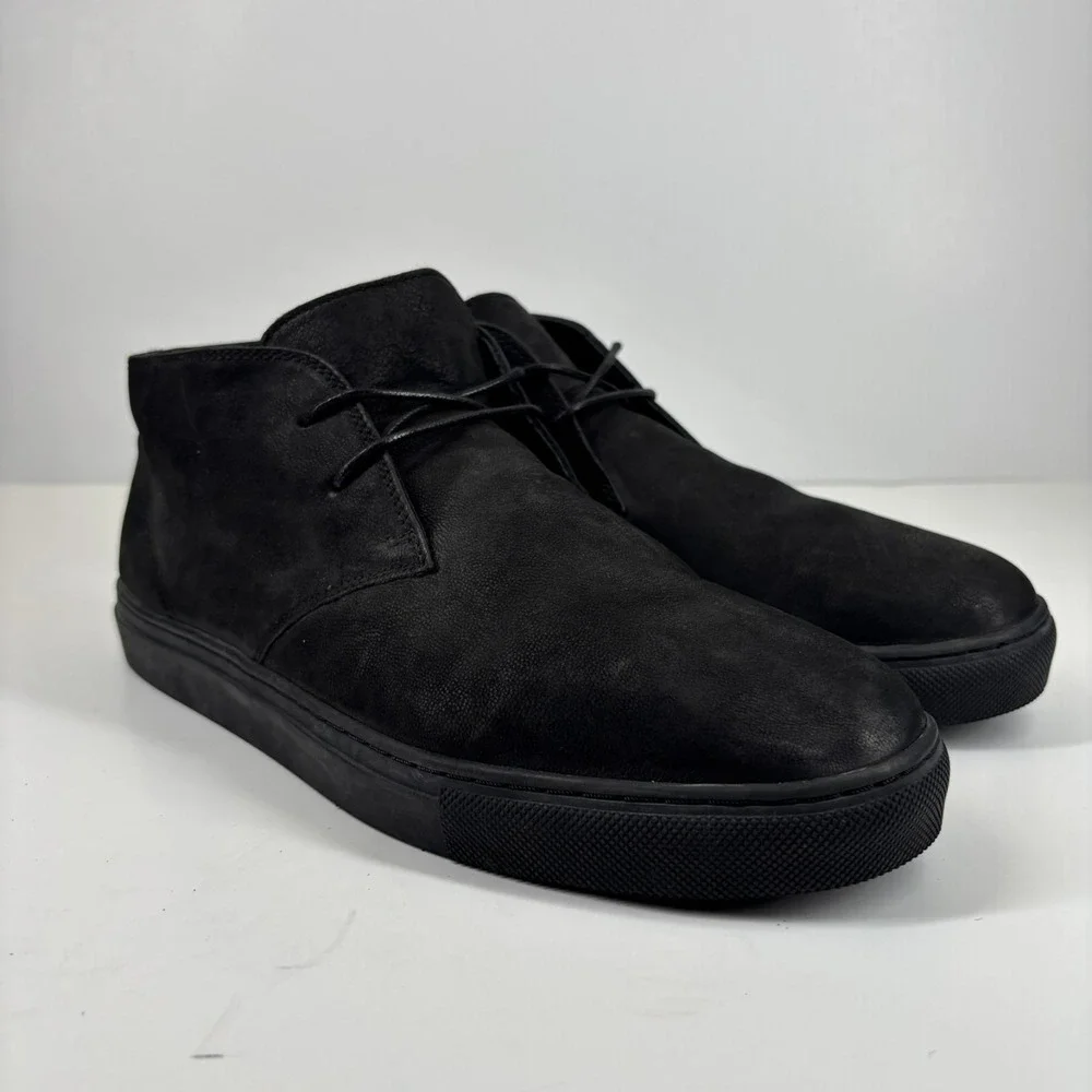 Banana Republic Men's US 9.5M Black Leather Shearling-Lined Comfort Chukka Boots